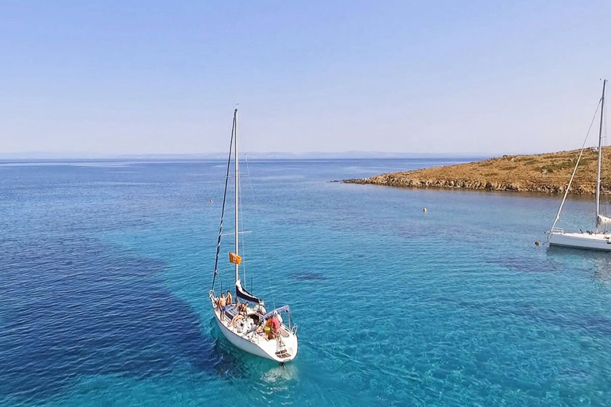 Asinara: escursione in barca a vela – Giornata Intera